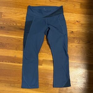 NWT Pearl Izumi crop leggings